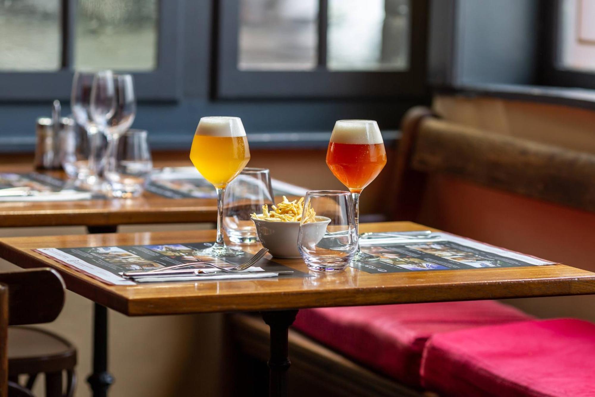 L'Hermitage Gantois, Autograph Collection Lille Exterior foto Beer tasting at the Brussels Beer Museum